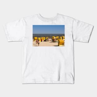 Cuxhaven Beach at Low Tide - North Sea Kids T-Shirt